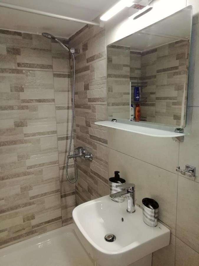 أثينا Cute Apartmnet In Thiseio المظهر الخارجي الصورة